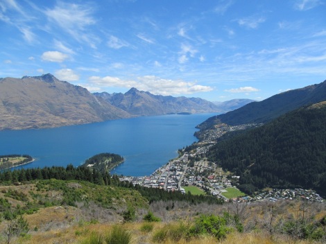 Queenstown-New-Zealand-Lake-Wakatipu-Cecil-Peak