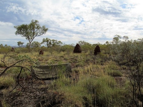 karijini-national-park-camping-swag-tent-australia